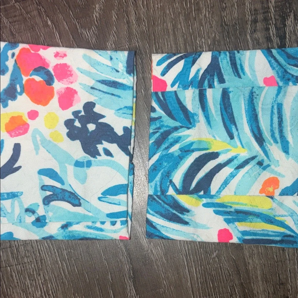 NWOT! Lilly Pulitzer 00 White Pants w/ beautiful bright bold color pattern - Picture 10 of 11